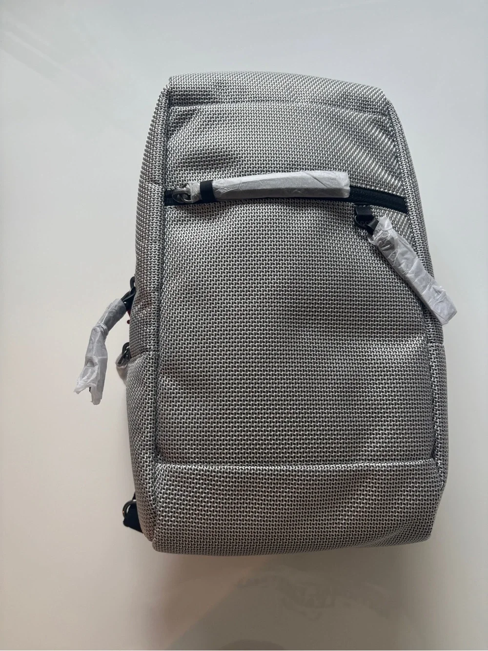 Sherpani Silver Gray Metro Sling Pack